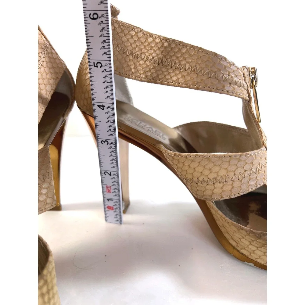 Michael Kors Snakeskin Embossed Leather Cage Sandals Tan Gold Zip Heels Size 8